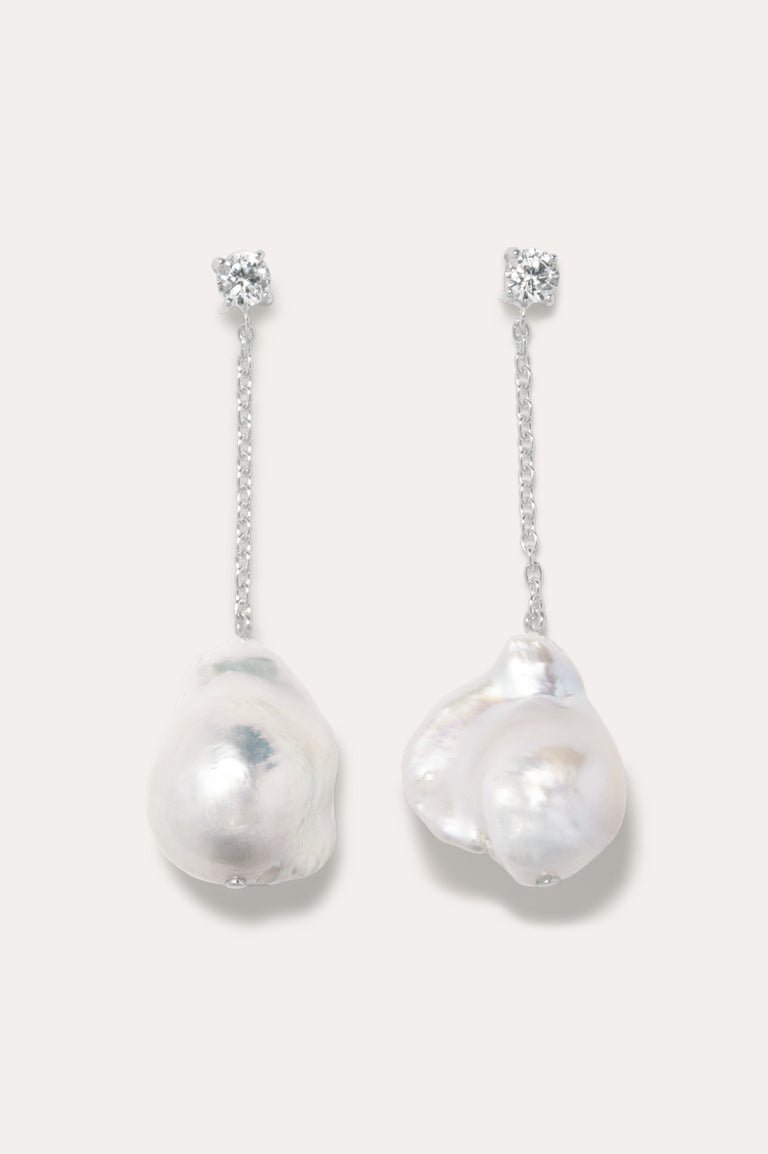 Boucles d'oreilles en argent recyclé avec perle et oxyde de zirconium - Rocher suspendu