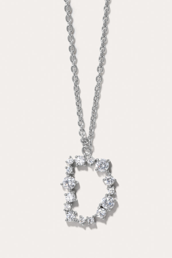 Glitchy D - Pendentif en Zircon Cubique et Plaqué Rhodium