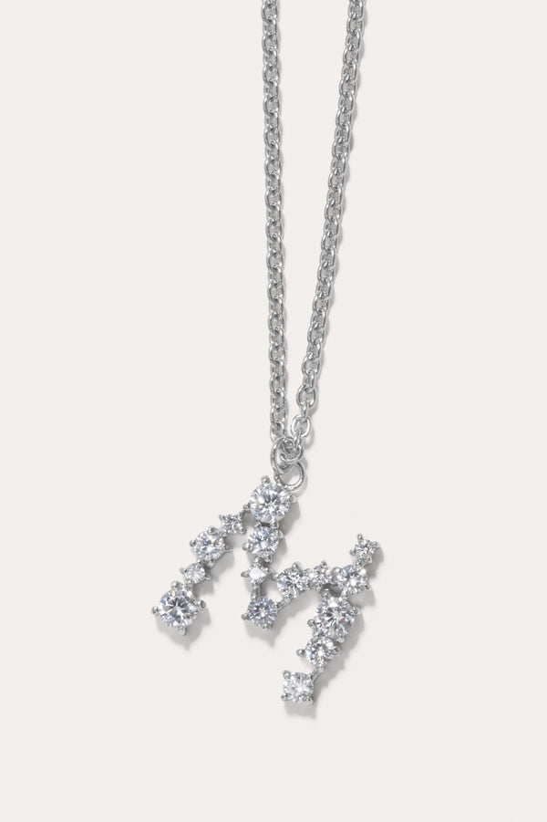 Glitchy M - Pendentif en Zircon Cubique et Plaqué Rhodium