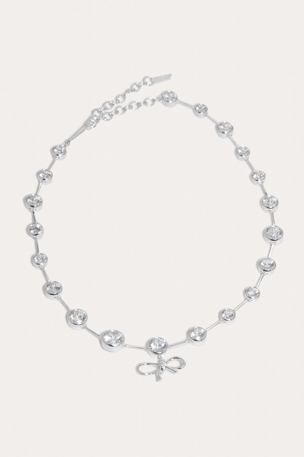 Un monde figé par la politique et l'argent - Collier en zircone et argent recyclé
