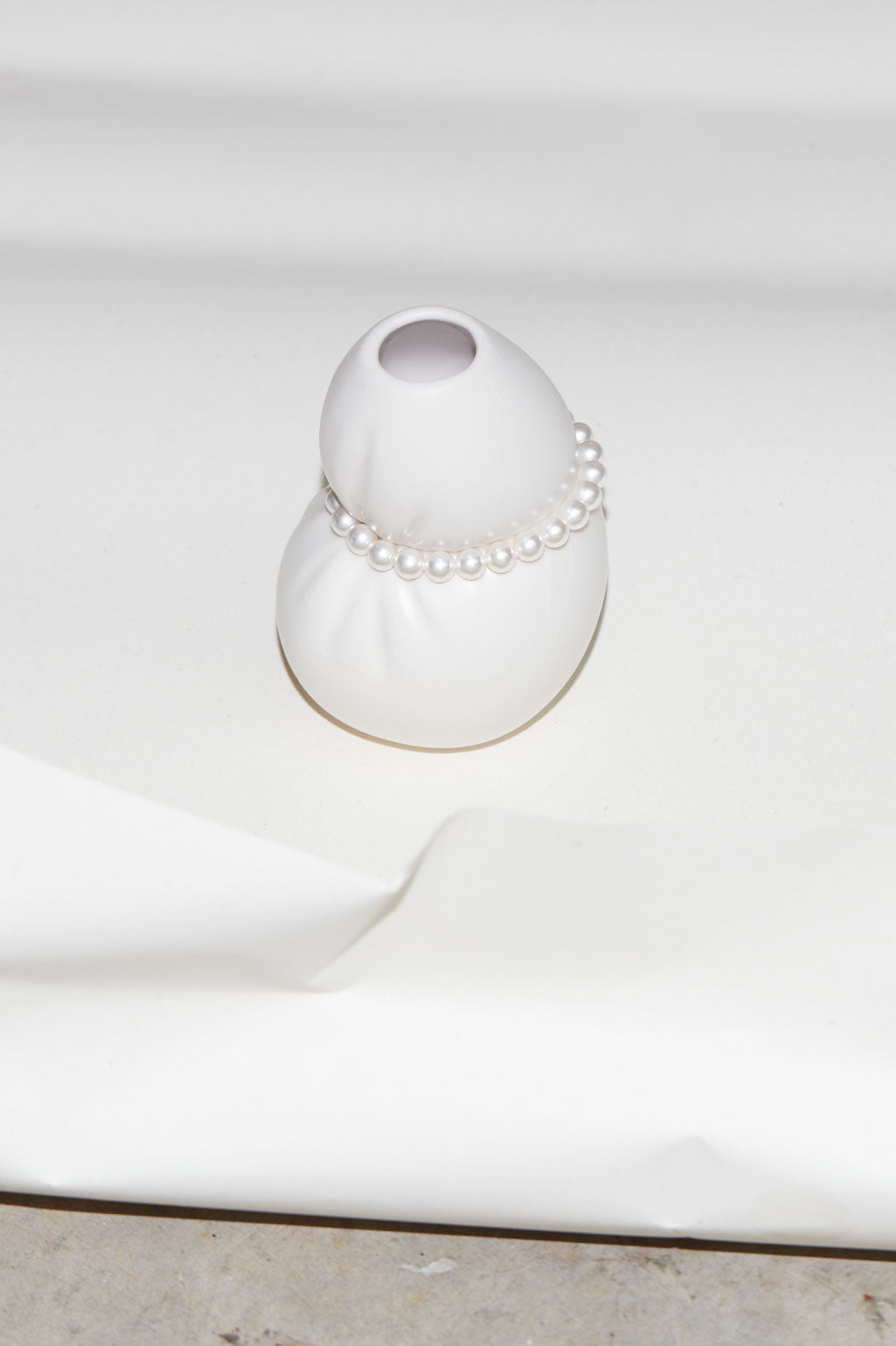 Completedworks Small Vase PEARLS ホワイト 花瓶 Completedworks Small Vase PEARLS ホワイト 花瓶