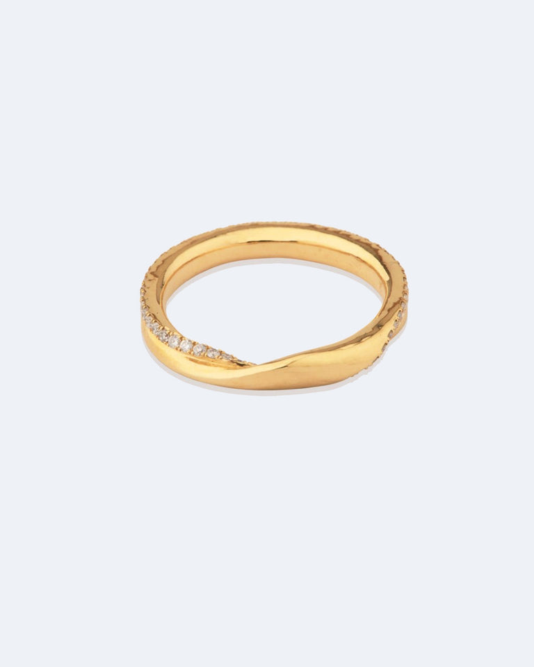 Un monde différent – Bague en or jaune 18 carats et diamants