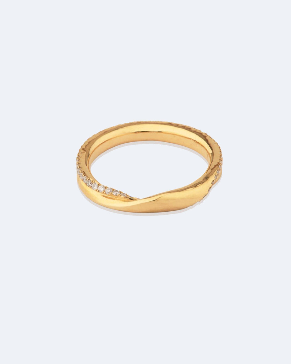 Un monde différent – Bague en or jaune 18 carats et diamants