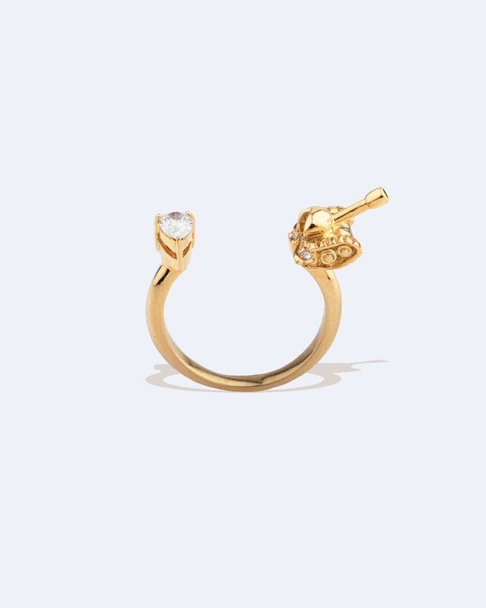 Bague creuse en or jaune et diamants