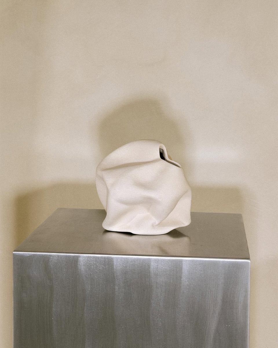 Goliath - Large Vessel in Textured Beige