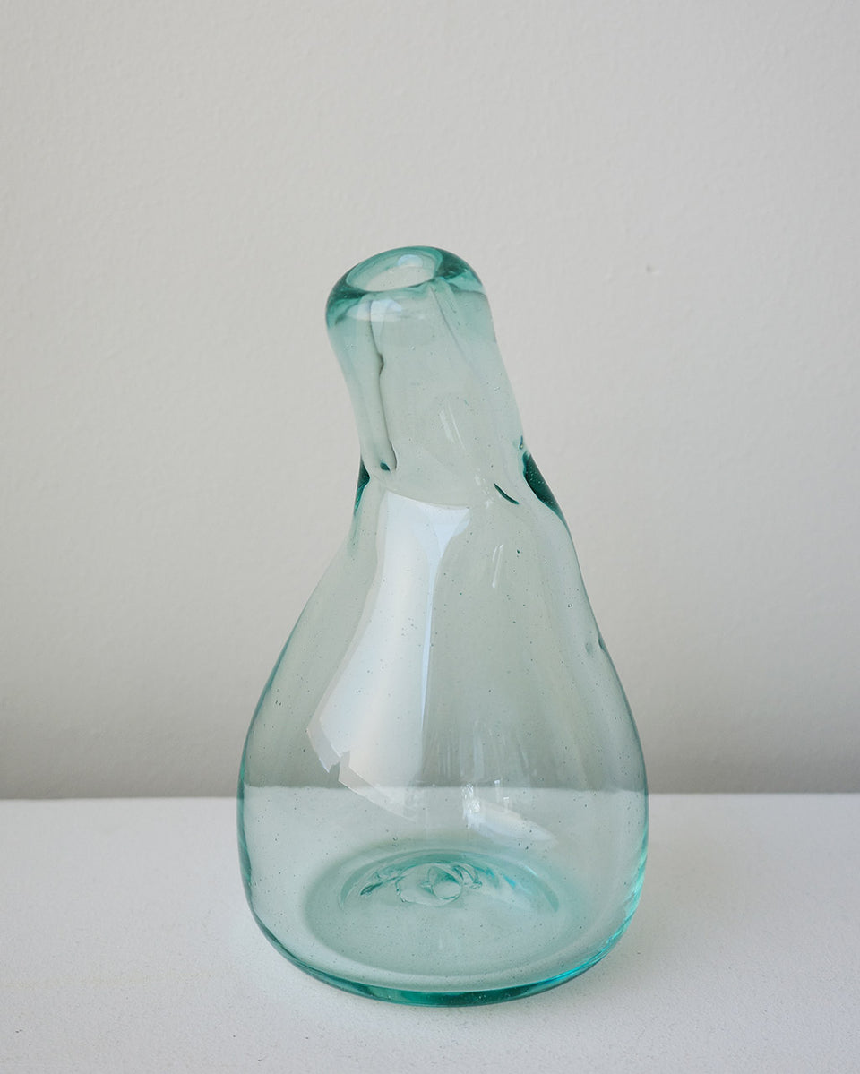 "Notsobig" Thaw - Recycled Glass Carafe in Clear