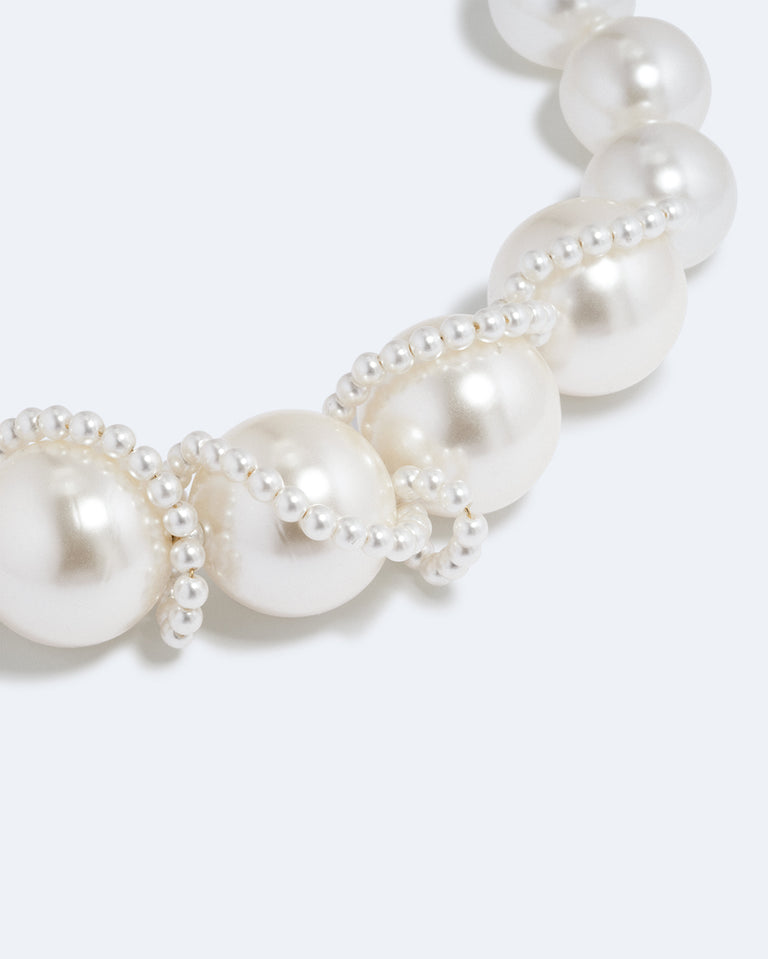 Le Collier Arcs de Lune – Plaqué Or et Perles