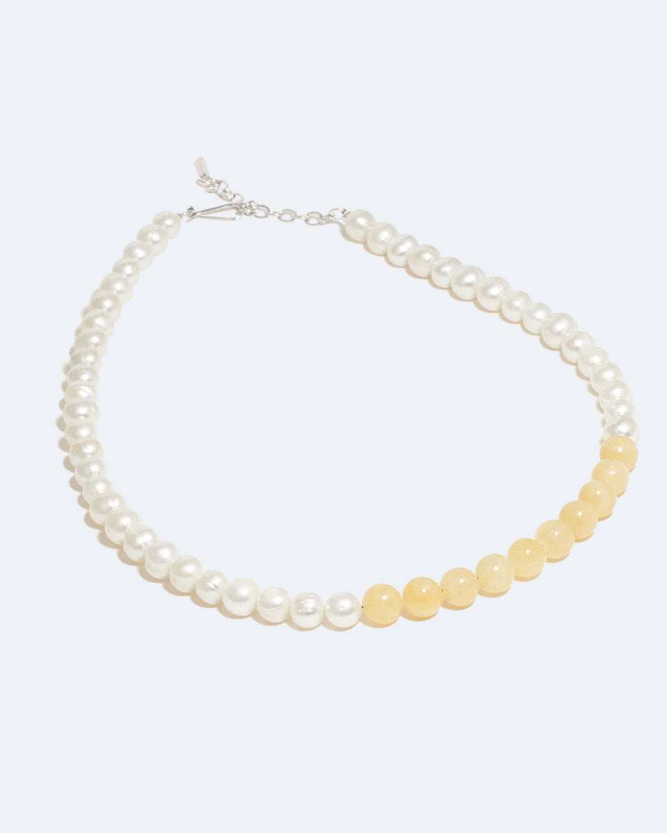 Jusqu'ici tout va bien - Collier plaqué platine perle et perles de jade jaune
