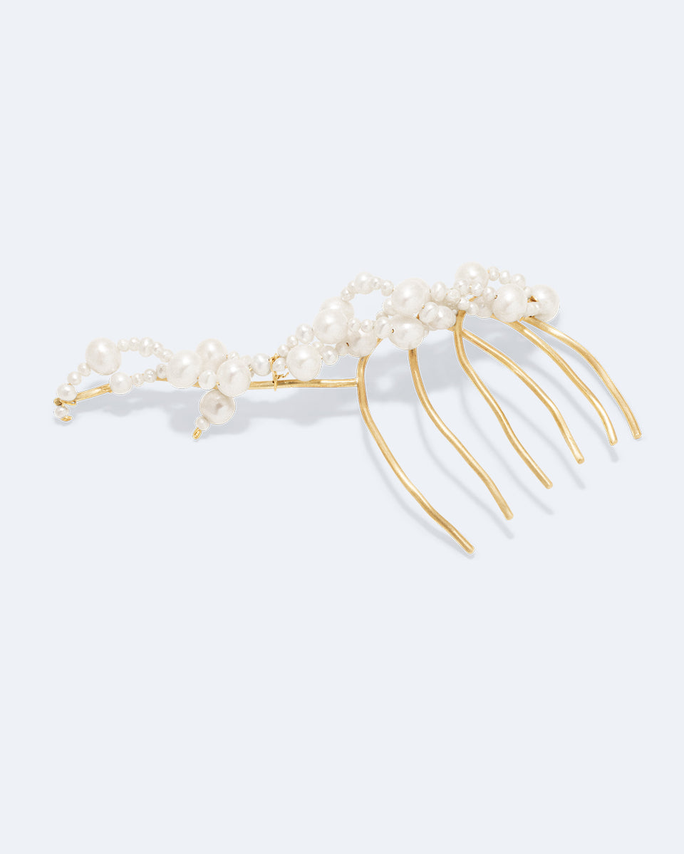 P66 - Épingle à cheveux plaquée perle et or