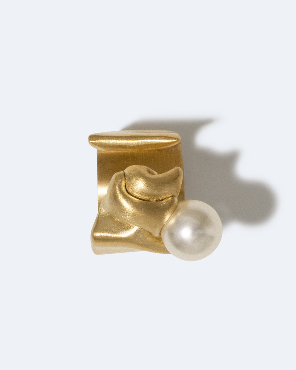 Crumple - Bague en perle et vermeil
