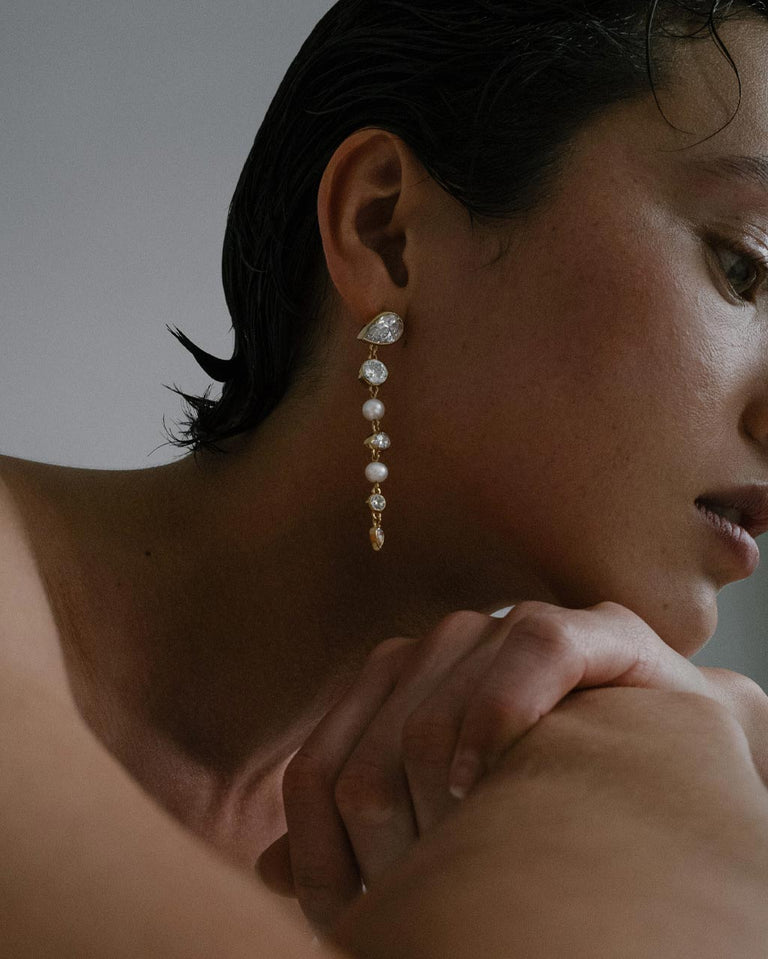 The Light of the Past - Pearl and Zirconia Gold Vermeil Earrings