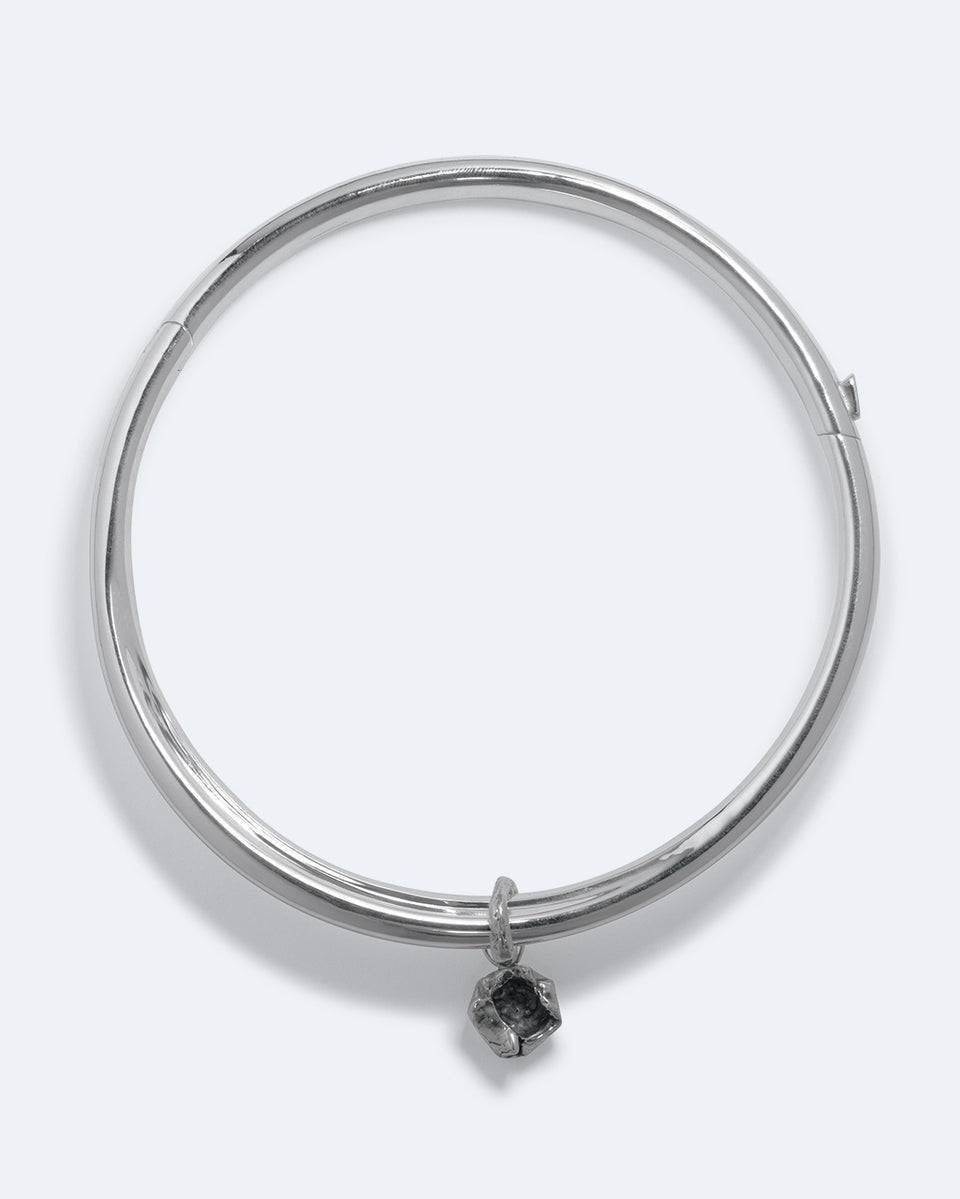 Vraiment vraiment sans genre - Collier ras de cou pendentif plaqué argent