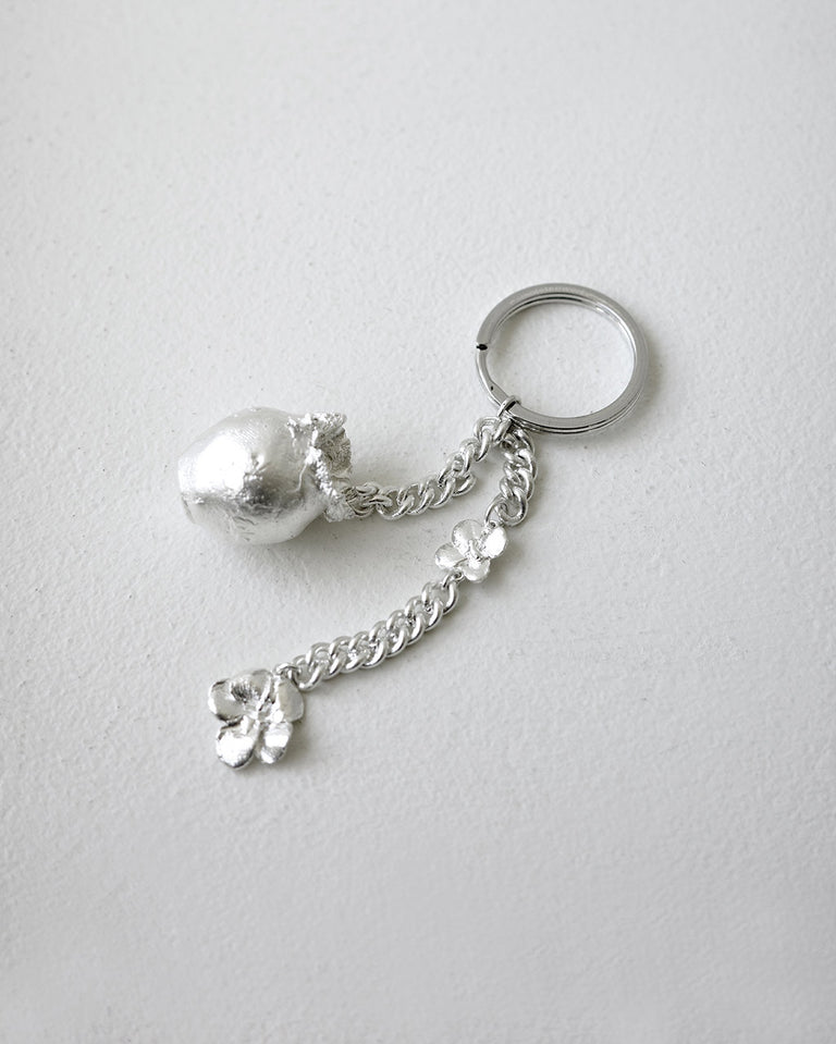 Study of a Keepsake - Keyring in Silver w/ Charm