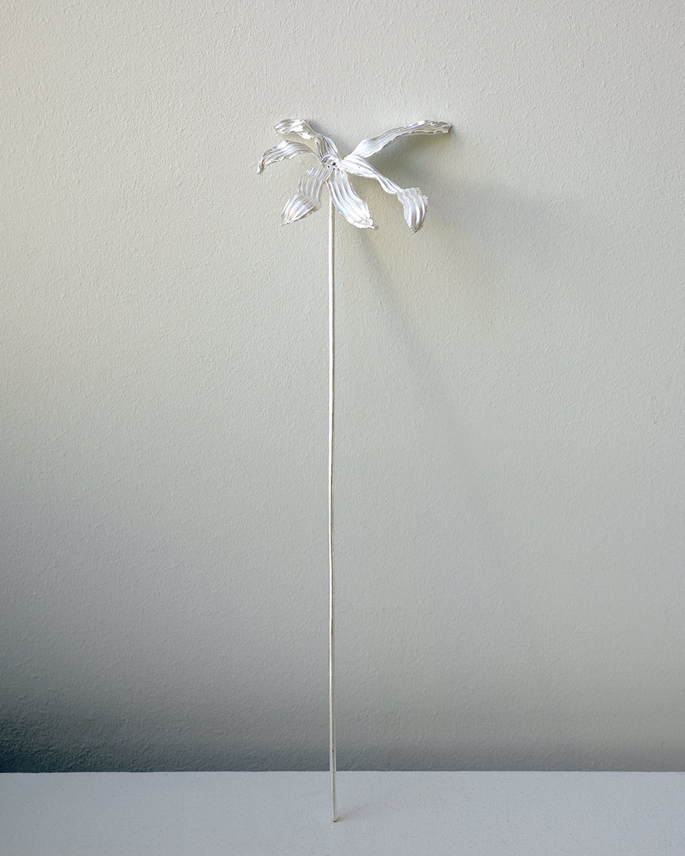 The Ebb - Flower Ornament in Silver