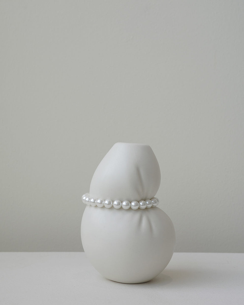 Squeezed - Small Vase in Matte White w/ Faux Pearls
