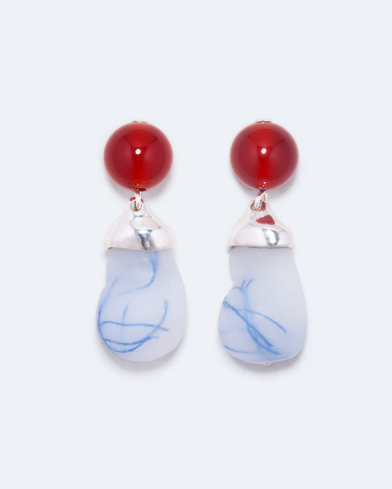 Beak - Boucles d'oreilles en argent recyclé avec résine bleue bio et agate dentelle rouge