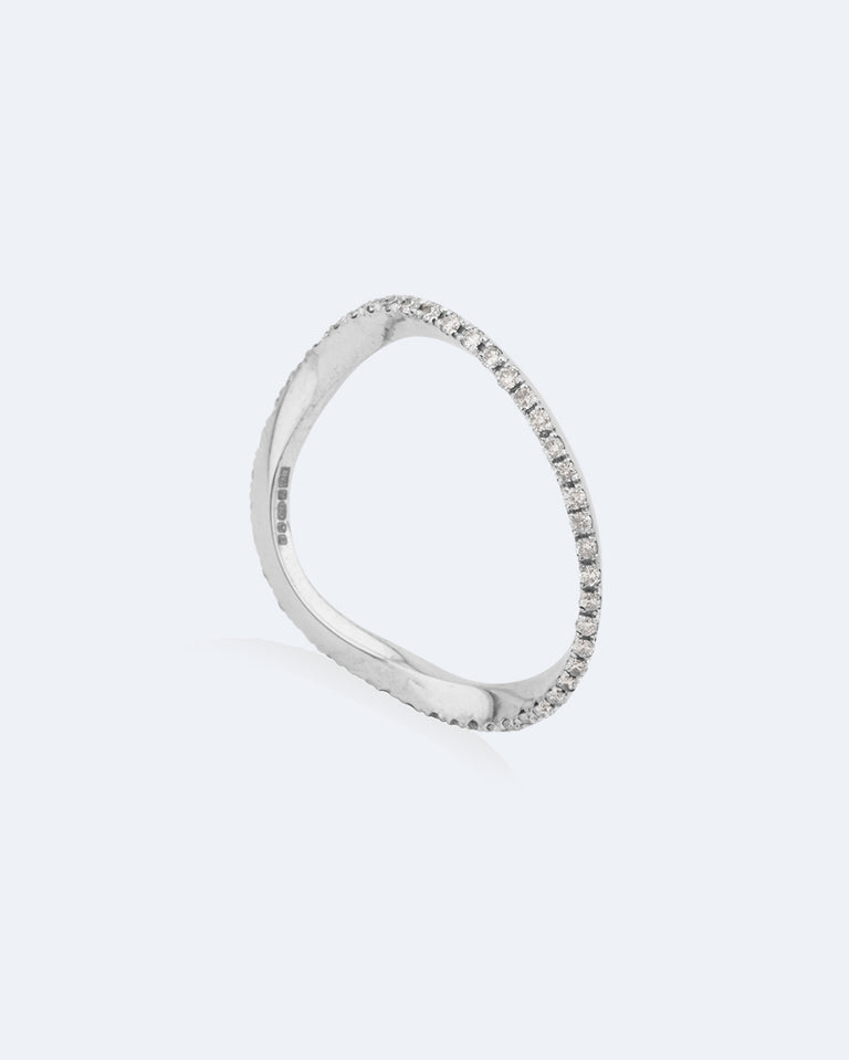 Vagues Sauvages - Bague en Or Blanc 18 Carats et Diamants