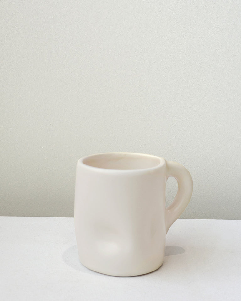 Tasse texturée beige - Bumpity Bump Bump