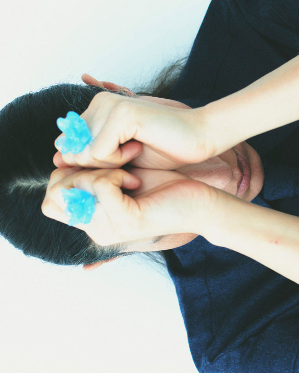 R2275 - Bague en résine bleue et argent recyclé
