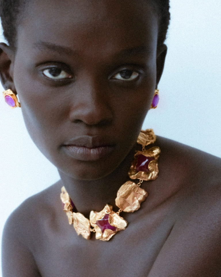 R2260 - Boucles d'oreilles en résine rose et plaqué or