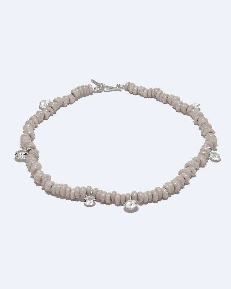 Collier Les Étoiles Regroupées - Zirconium Cubique et Perles de Verre Grises, Plaqué Rhodium