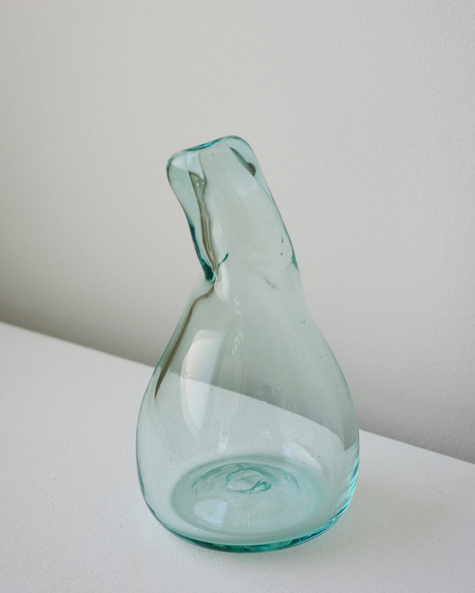 "Notsobig" Thaw - Recycled Glass Carafe in Clear