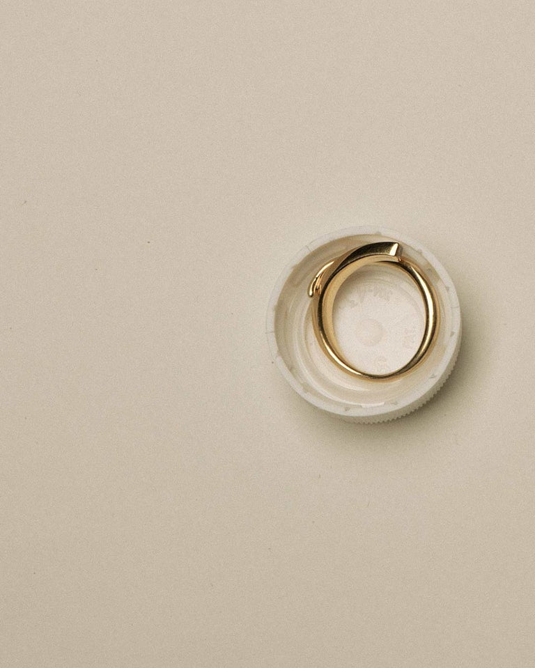 Une Rivière dans les Vallées - Bague en Or Jaune 18 Carats et Diamants