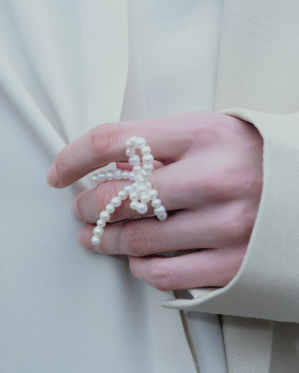 Loop‐the‐Loop - Pearl and Recycled Gold Vermeil Ring