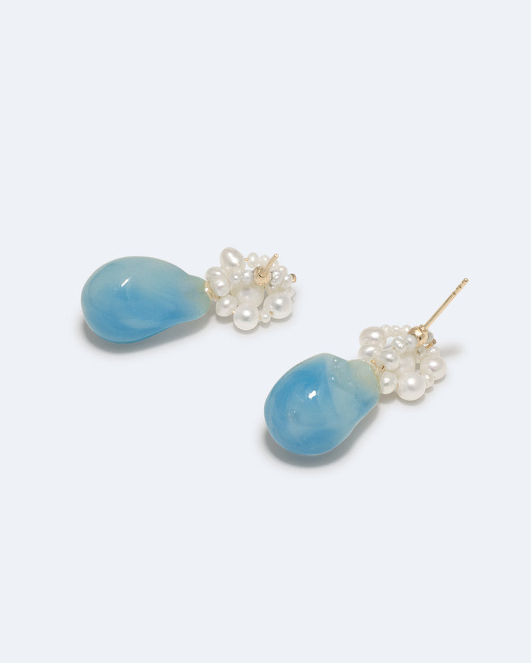 Tra‐la‐la - Pearl and Blue Resin Recycled Gold Vermeil Earrings