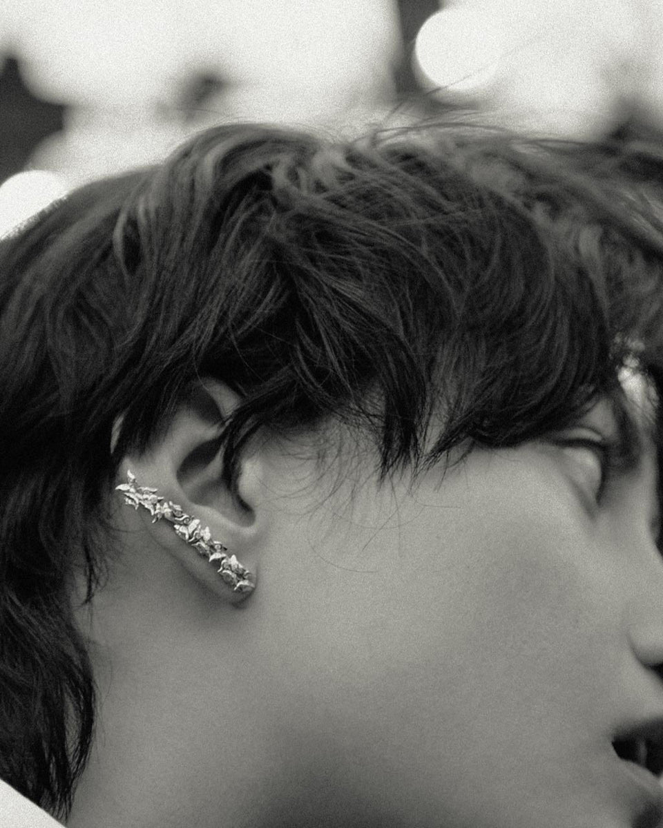 Papillons Dystopiques - Earcuff en Or Jaune 18 Carats et Diamants