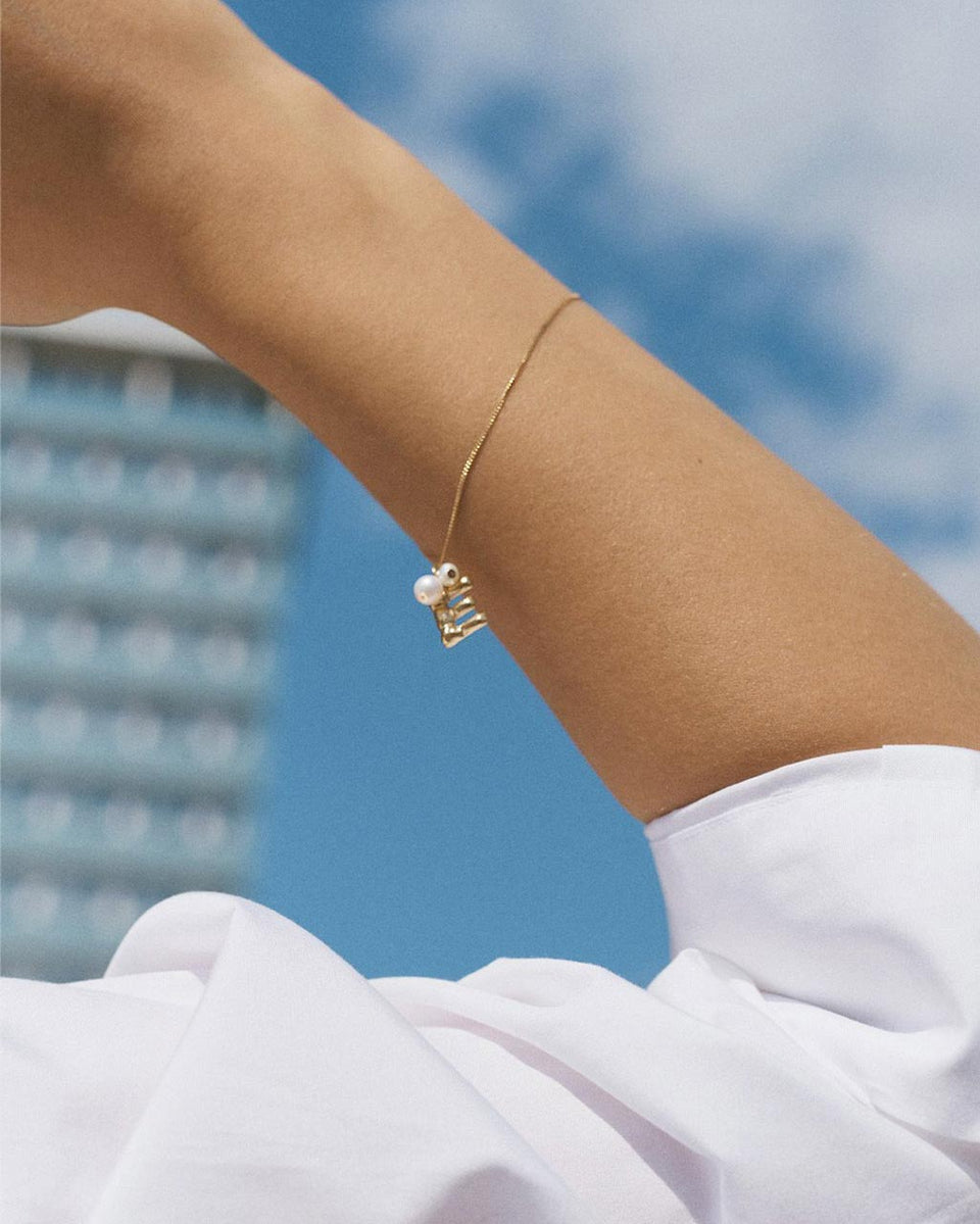 Classicworks™ O - Gold Vermeil and Pearl Bracelet