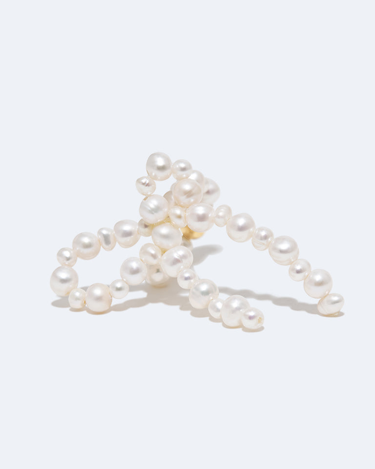 Loop‐the‐Loop - Pearl and Recycled Gold Vermeil Ring