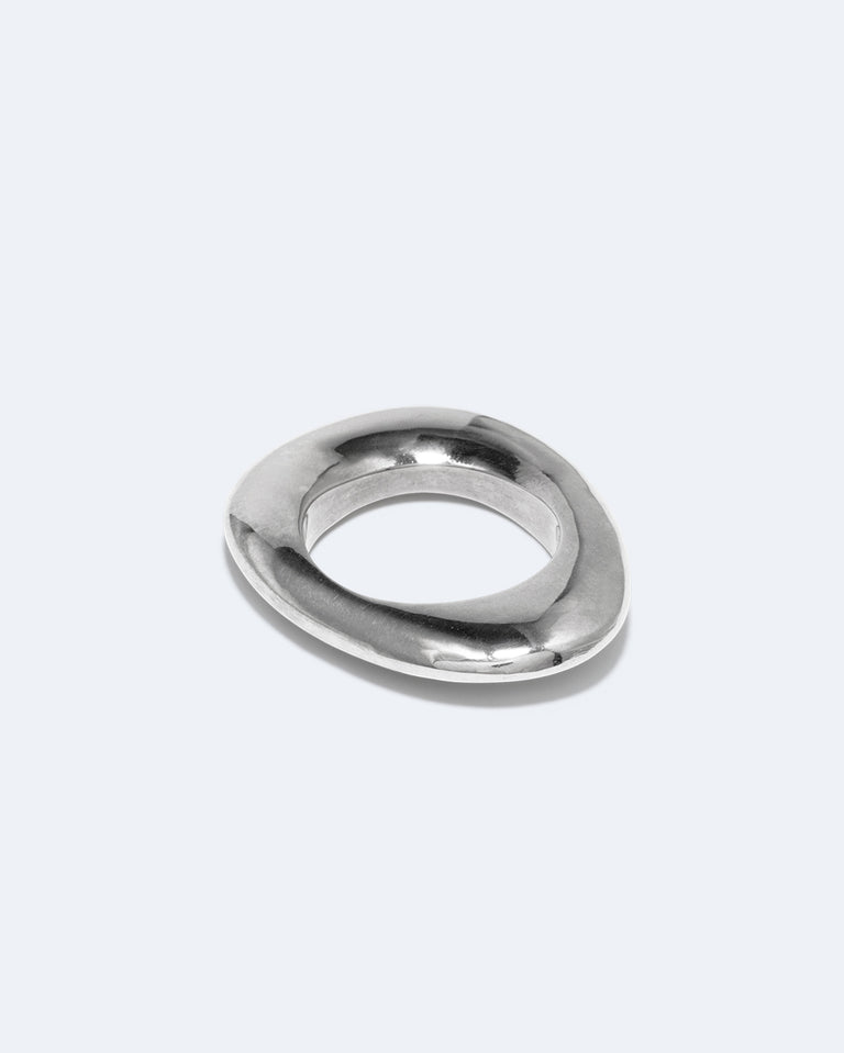 Post‐Capital, deuxième partie - Bague plaquée platine