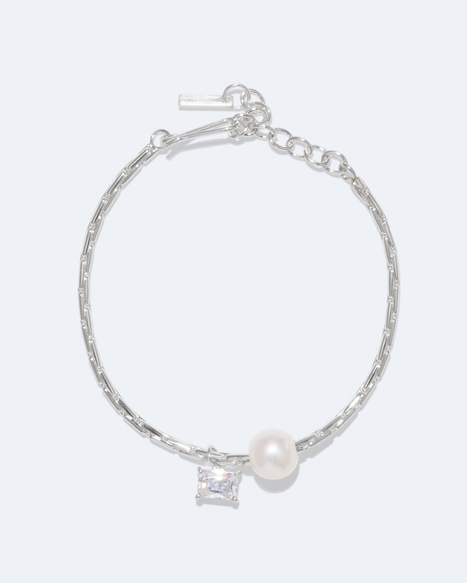 Le Locus de la Bravoure - Bracelet en argent sterling avec perles et zircone