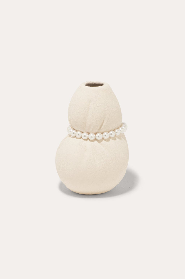 Squeezed - Small Vase in Textured Beige w/ Faux Pearls