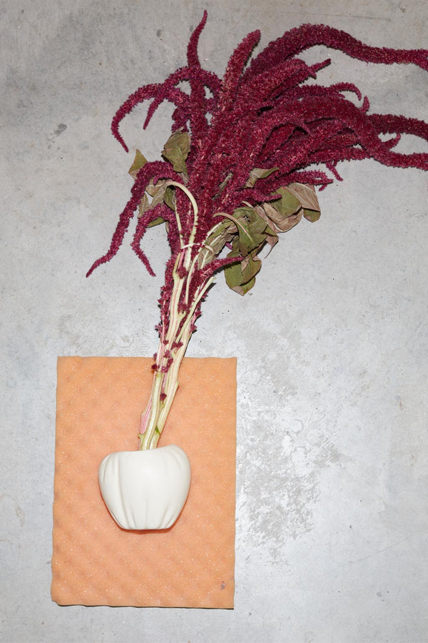B72 - Petit vase blanc mat