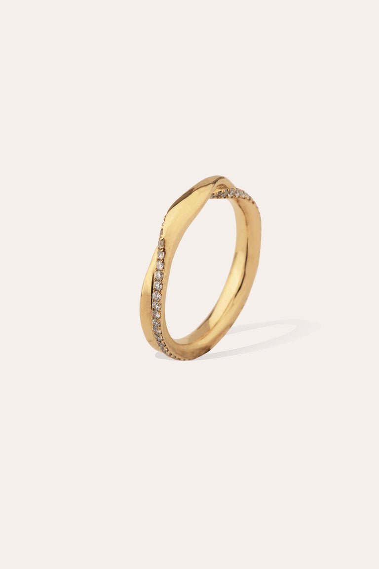 Different Kind of World - 18 Carat Yellow Gold and Diamond Ring