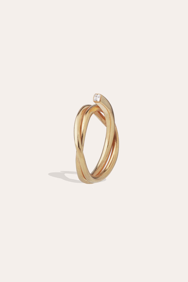 Archéologie de l'ère industrielle - Bague en or jaune 18 carats et diamants