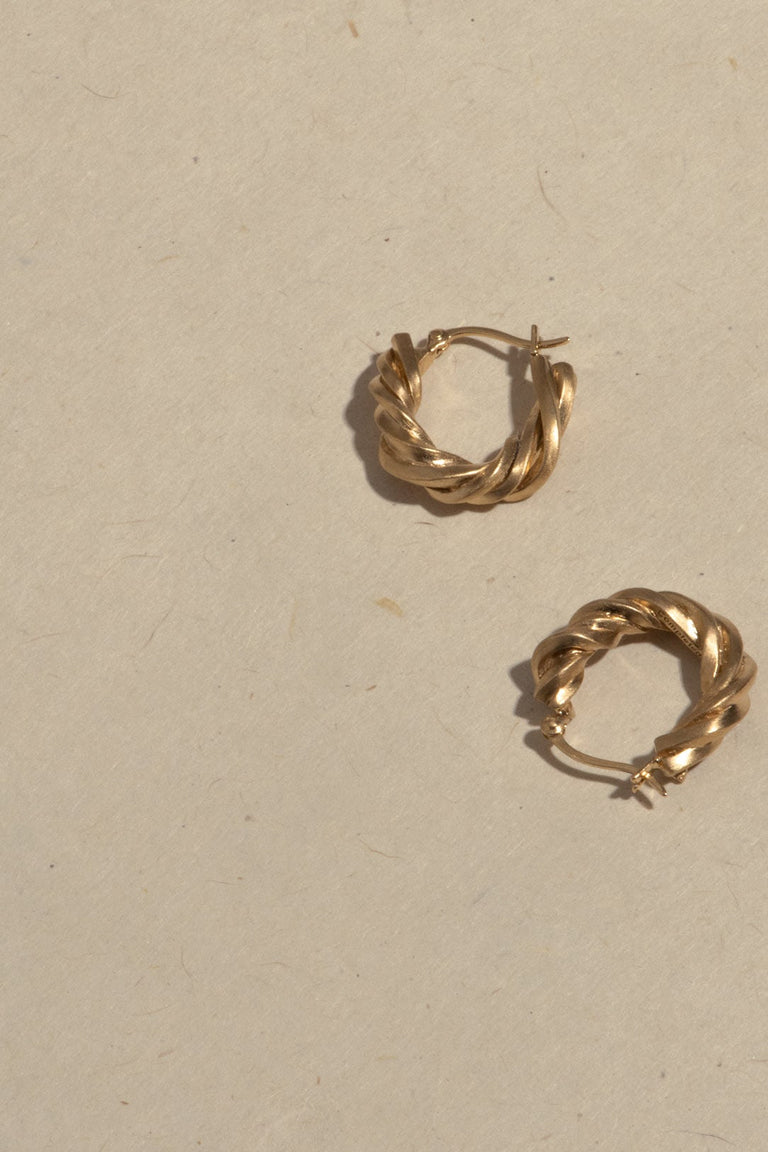 Deep State - Boucles d'oreilles créoles en vermeil