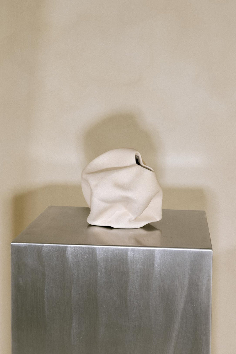 Goliath - Large Vessel in Textured Beige