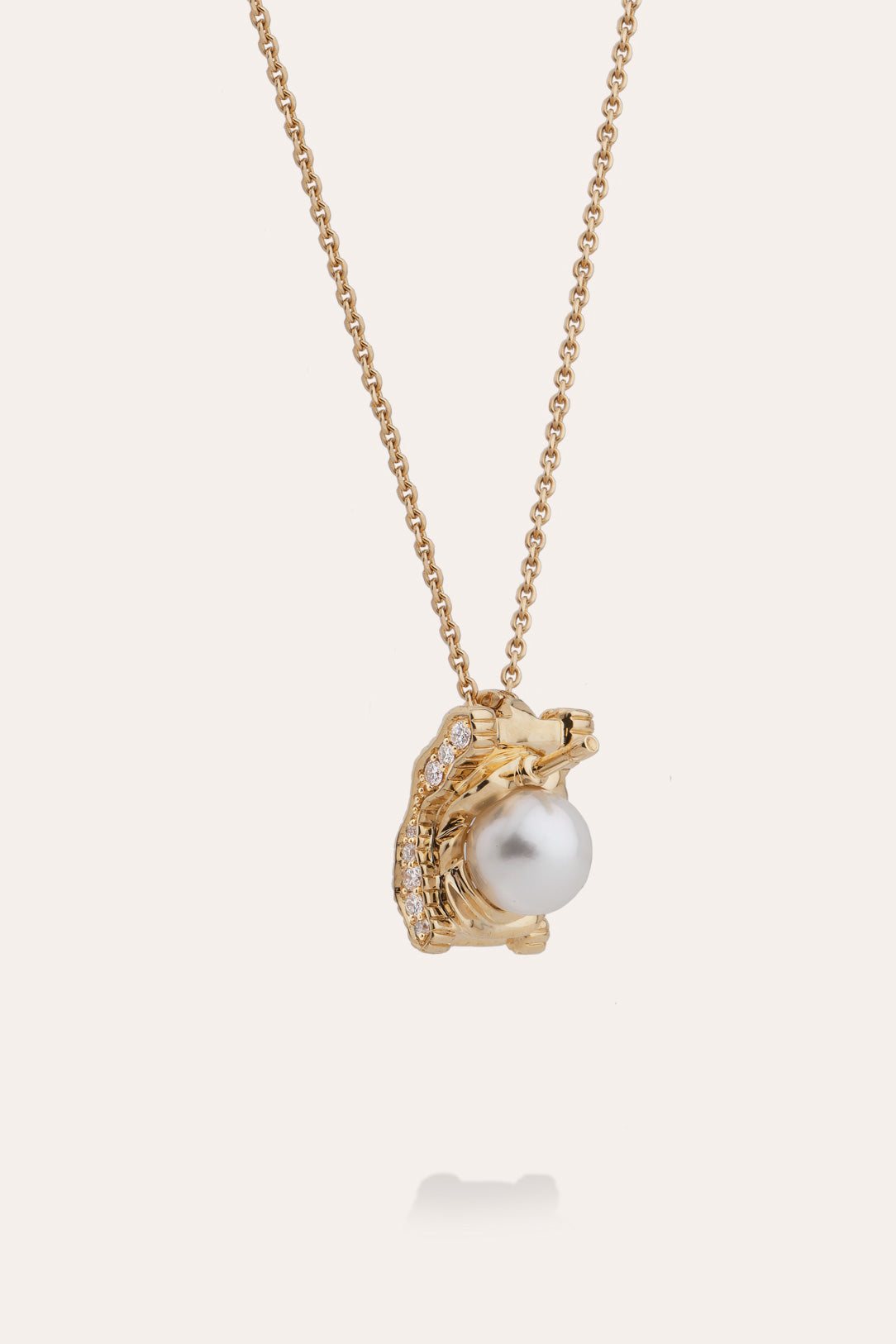 Portrait Twentieth Century V 18 Carat Gold 0.292ct Diamond South Sea Pearl Pendant