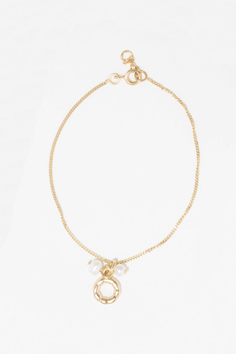 Classicworks™ O - Gold Vermeil and Pearl Bracelet