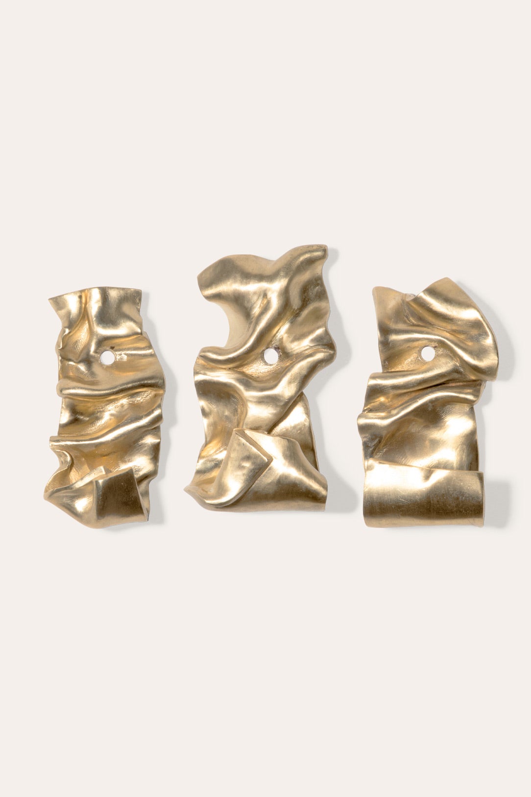 L08 Set 3 Wall Hooks Brushed Brass