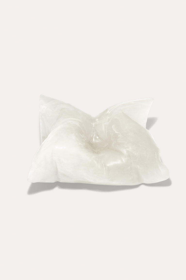 L23 - Resin Cushion in Pearlescent White