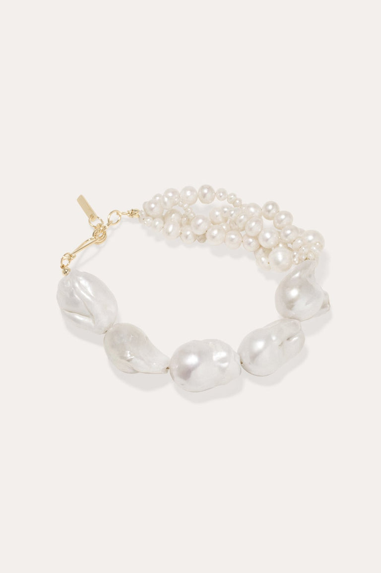 Parade of Possibilities - Pearl and Gold Plated Bracelet