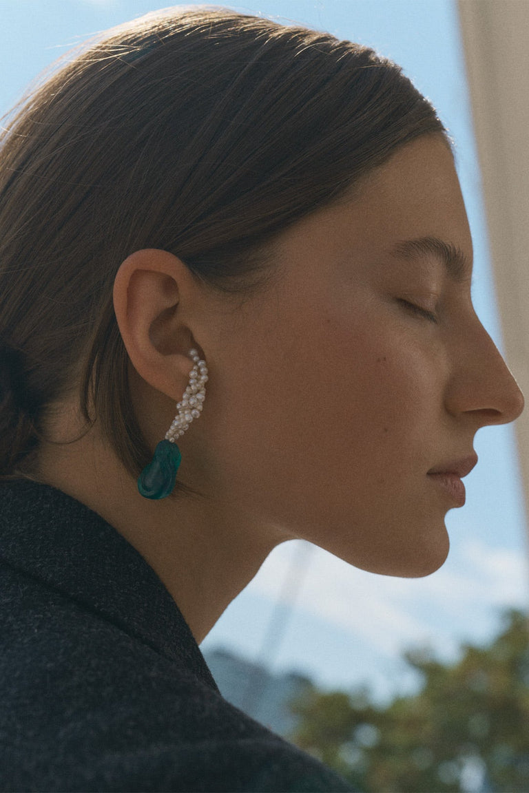 Bien compris – Boucles d'oreilles en Vermeil Or Recyclé avec Perles et Résine Bio Verte