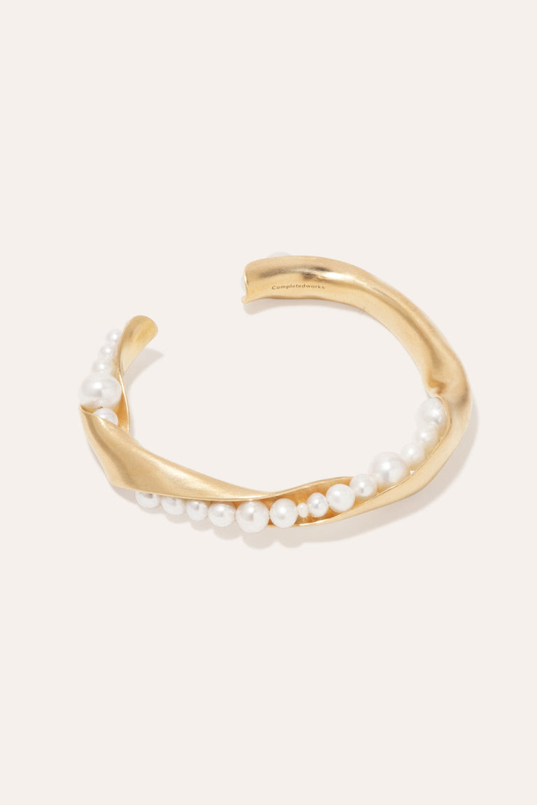 Drippity Drip - Pearl and Gold Plated Pearl Bracelet