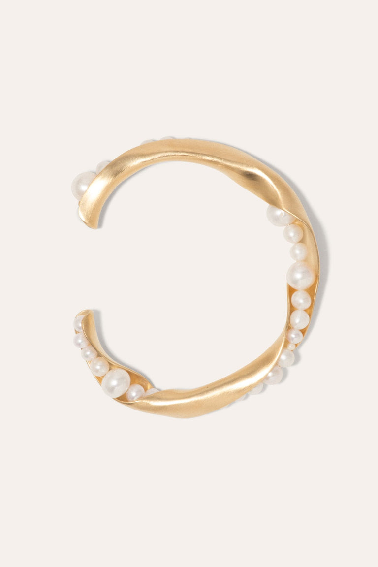 Drippity Drip - Pearl and Gold Plated Pearl Cuff