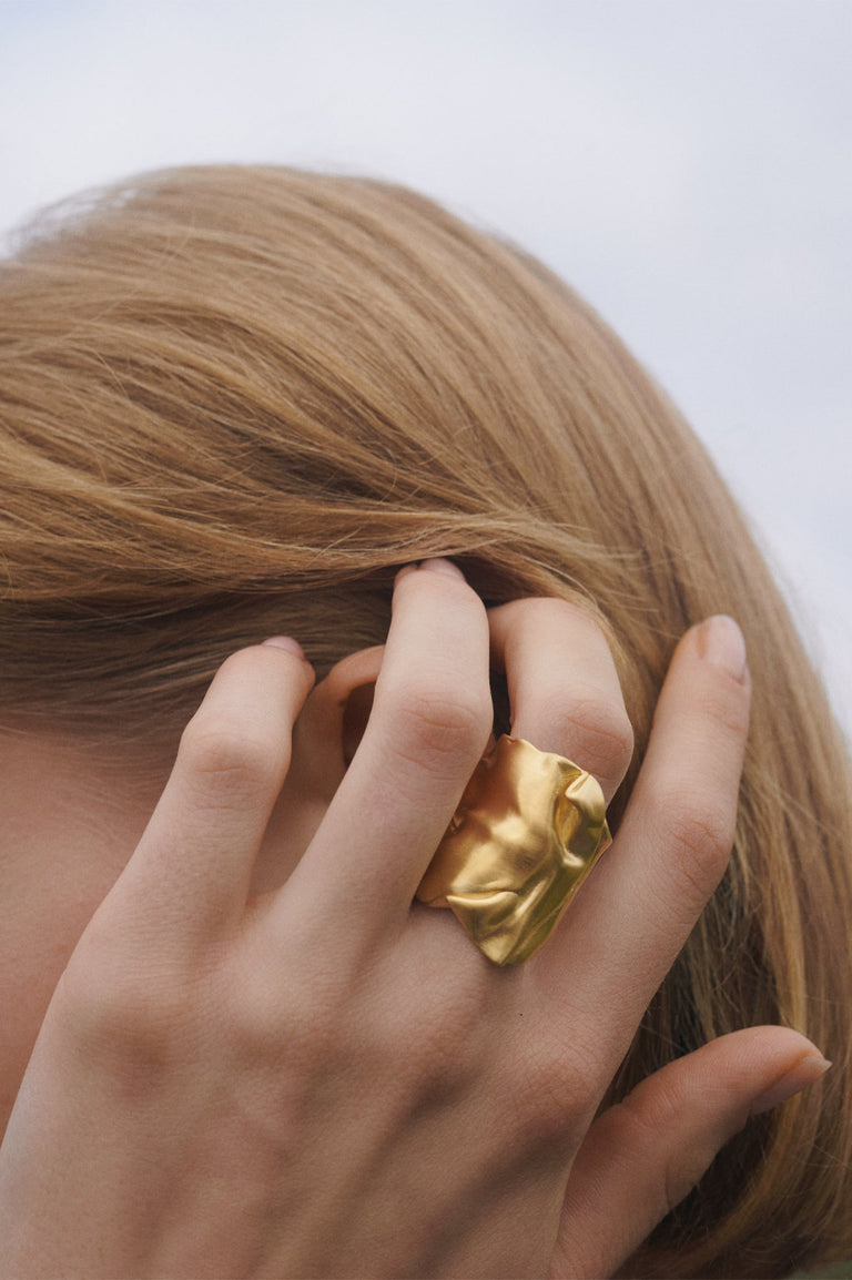 Crunched II : Crunched More - Bague en vermeil d'or recyclé