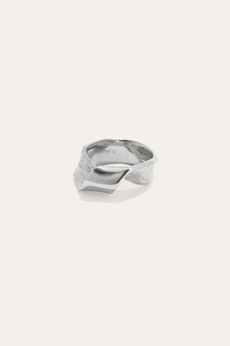 Ribbon II - Platinum Plated Ring